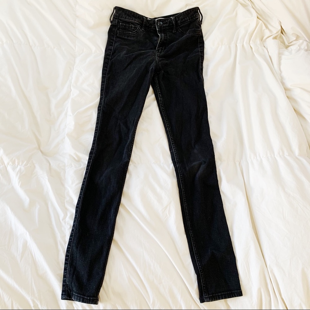 Black skinny jeans!